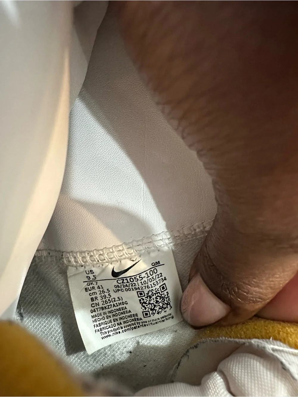 Nike clean white